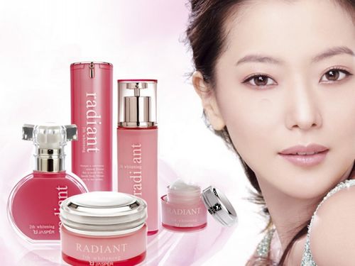 金喜善化妆品 绽放东方之美，科技与艺术交融的护肤臻品